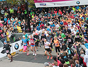 Start des München Marathon 2015 Gruppe B (Foto: Martin Schmitz)